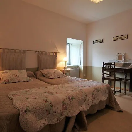 Familial Restaure Avec Jardin Clos, Equipements Bebe, Animaux Acceptes, Proche St-julien-chapteuil - Fr-1-582-296 *