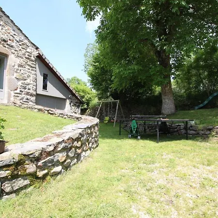 Hétvégi ház Familial Restaure Avec Jardin Clos, Equipements Bebe, Animaux Acceptes, Proche St-julien-chapteuil - Fr-1-582-296 Saint-Julien-Chapteuil