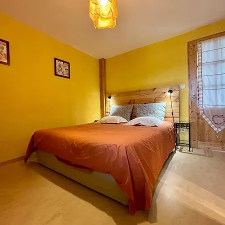 Hétvégi ház Familial Restaure Avec Jardin Clos, Equipements Bebe, Animaux Acceptes, Proche St-julien-chapteuil - Fr-1-582-296 Saint-Julien-Chapteuil